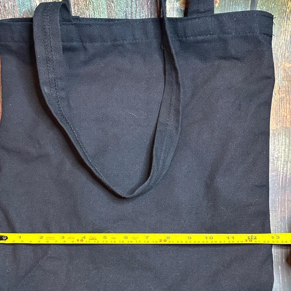 Yves Saint Laurent Black Beauté Tote Bag - Picture 3 of 4